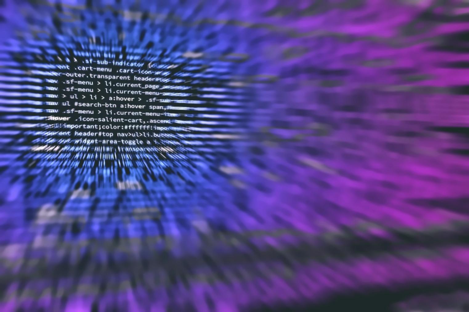 Grupowa sesja online - uczestnicy pracują wspólnie nad optymalizacją procesów finansowych